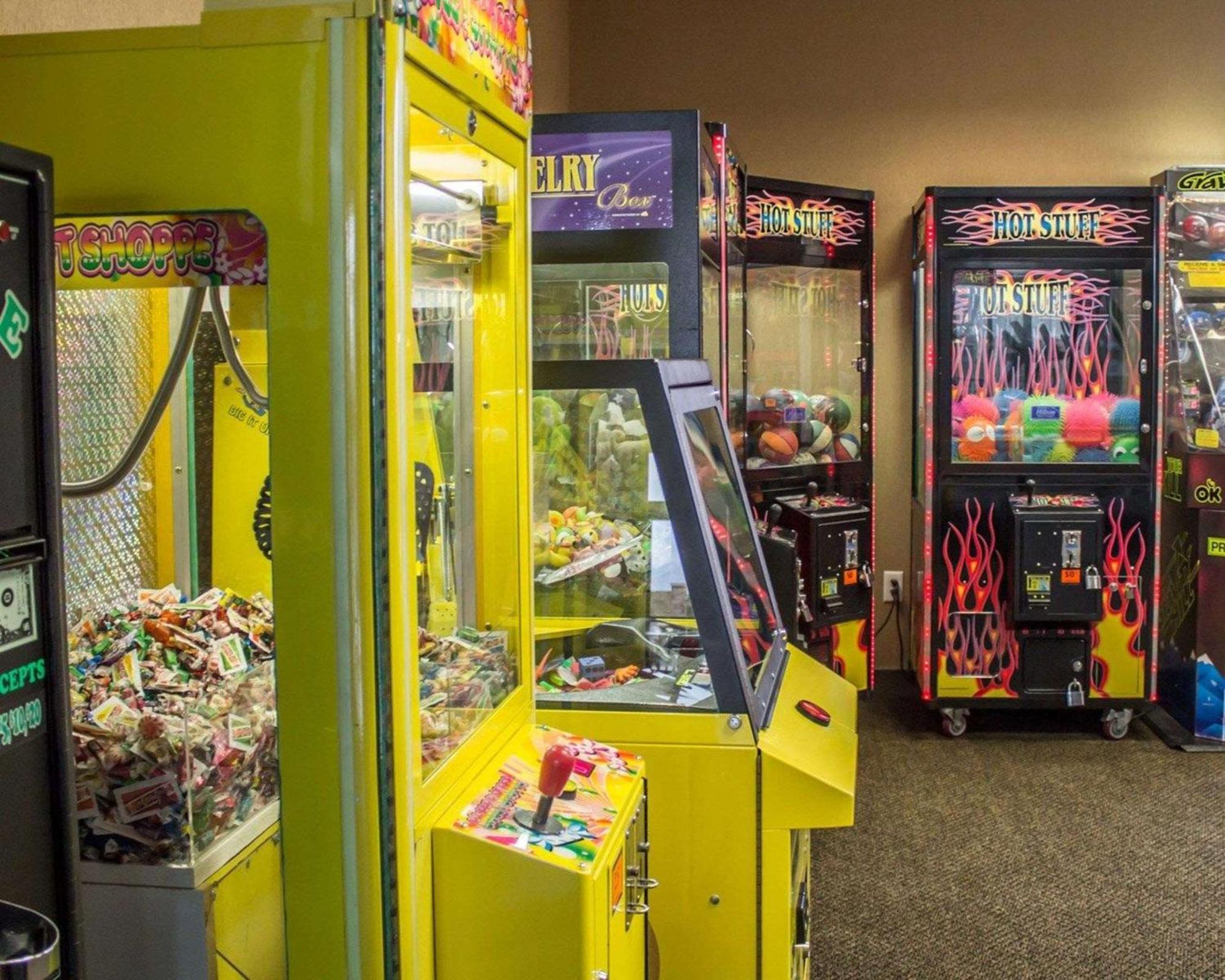 Comfort Inn & Suites Wadsworth Экстерьер фото