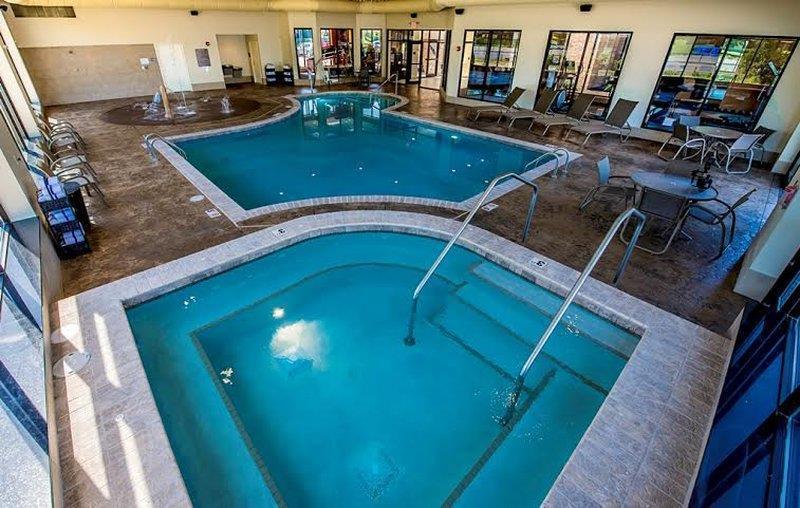 Comfort Inn & Suites Wadsworth Экстерьер фото
